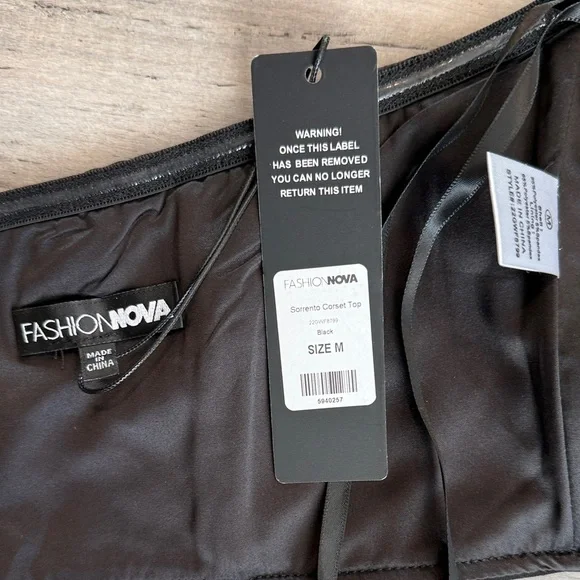 NWT Black Strapless Women's Top - Picture 5 of 5